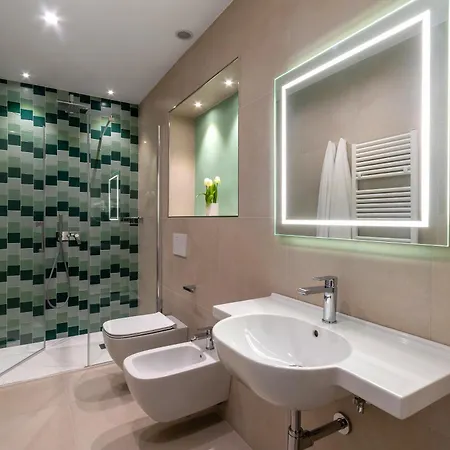 Lovelia: Square Lovely 3* Sorrento