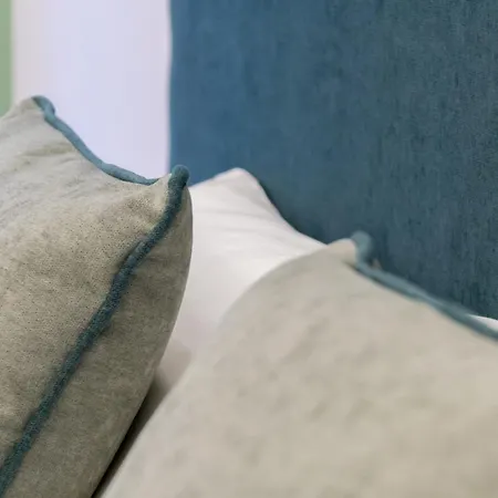 Lovelia: Square Lovely Bed and breakfast *