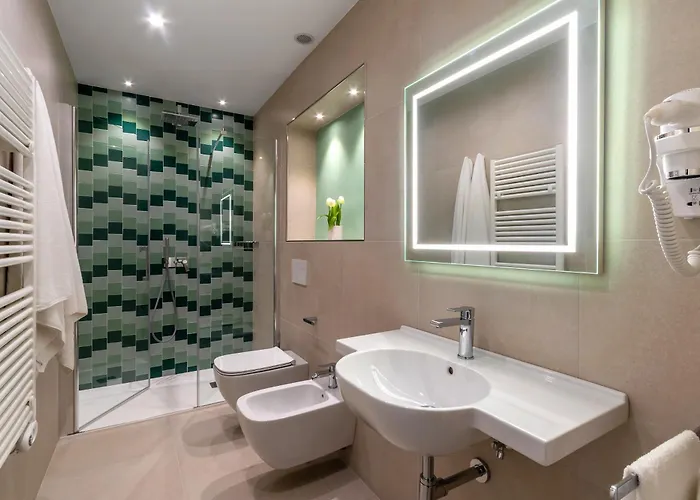 Lovelia: Square Lovely 3* Sorrento