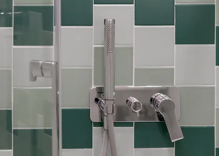 Bed & Breakfast Lovelia: Square Lovely 3*